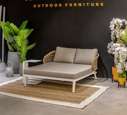 מיטת רביצה דגם זואי כולל שולחן צד