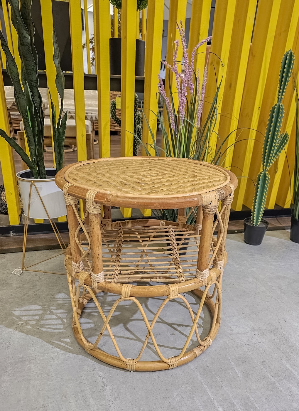 20251209-cool-table-1