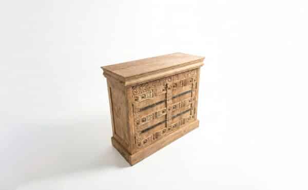 קונסולה מעוצבת דגם קשמיר