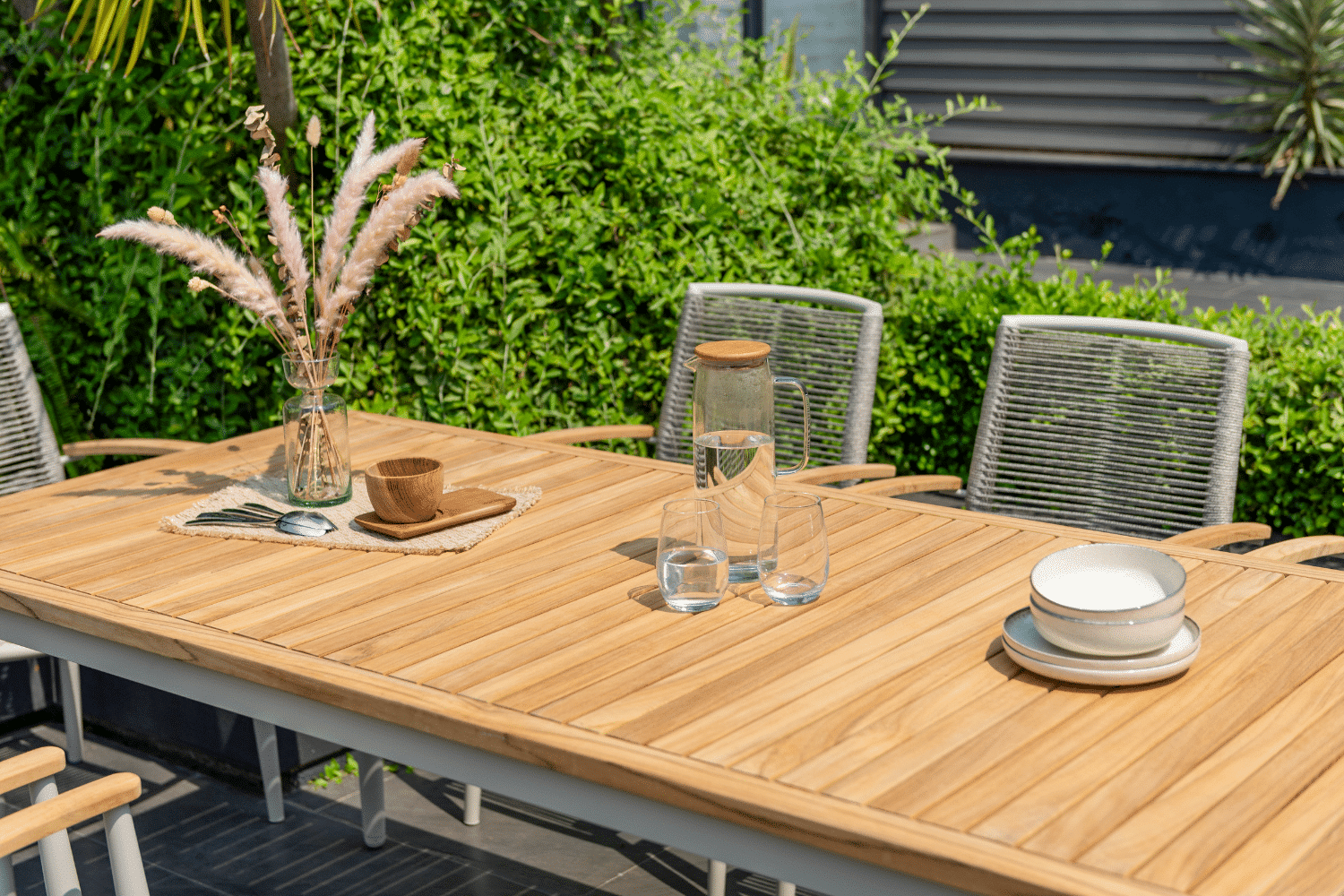 20251209-topaz-rect-table-201x90cm-75h-w-o-ph-alu-csnm-tea-fsc-8