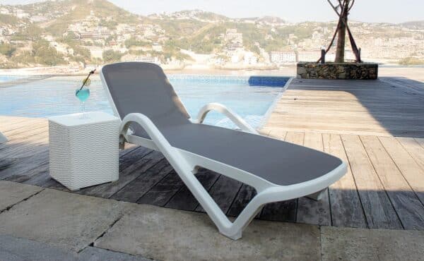 מיטת שיזוף דגם מיקונוס