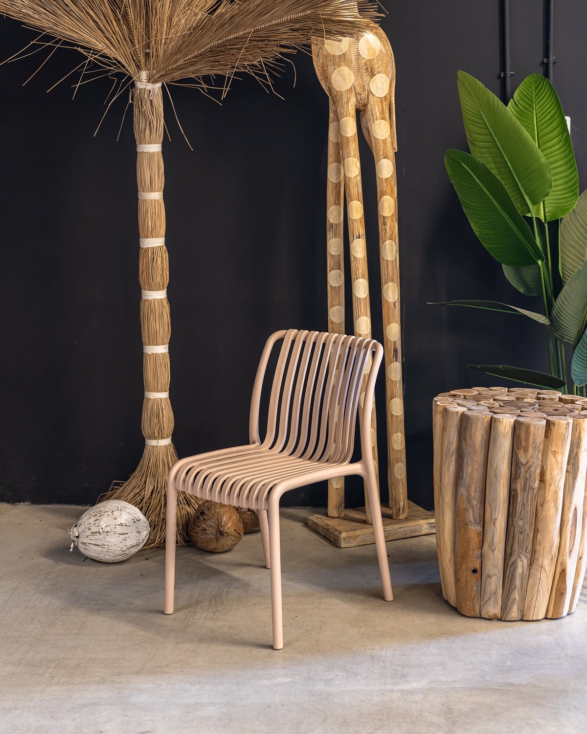 כיסא מעוצב דגם דיווה