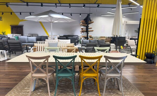 שולחן דלהי 4 מטר + 8 כיסאות הריטאז