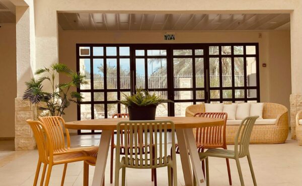 שולחן מרסיי בשילוב 6 דיווה