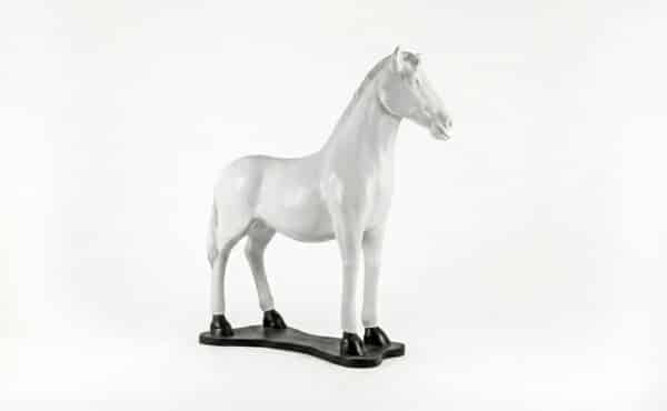 פסל דקו סוס טרקוטה – ענק